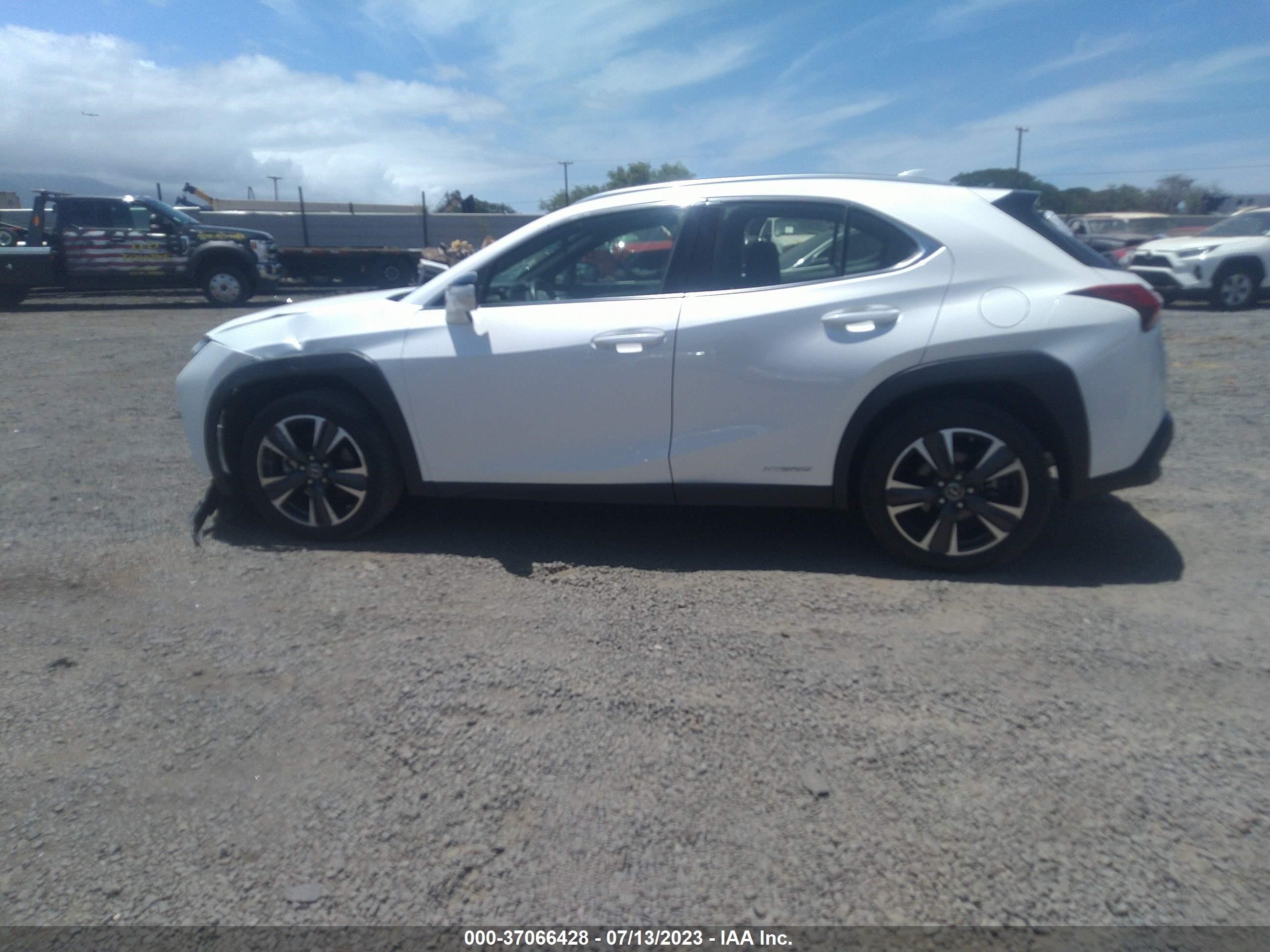 Photo 13 VIN: JTHY6JBH9K2011305 - LEXUS UX 