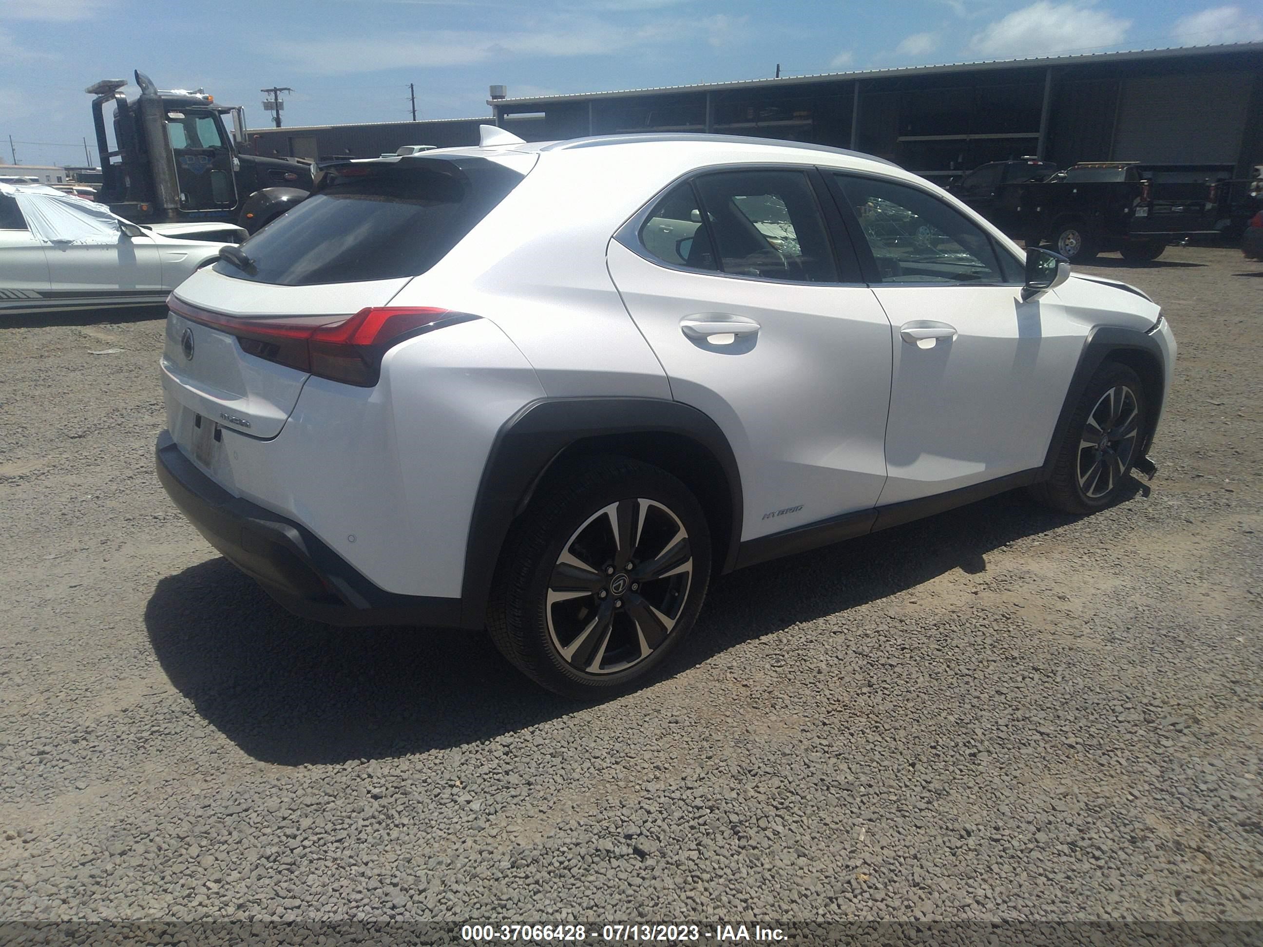 Photo 3 VIN: JTHY6JBH9K2011305 - LEXUS UX 