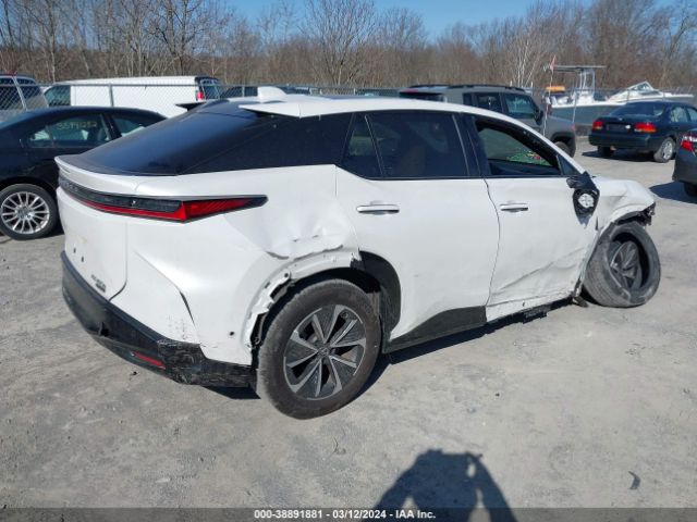 Photo 3 VIN: JTJAAAAB6PA016177 - LEXUS RZ 450E 