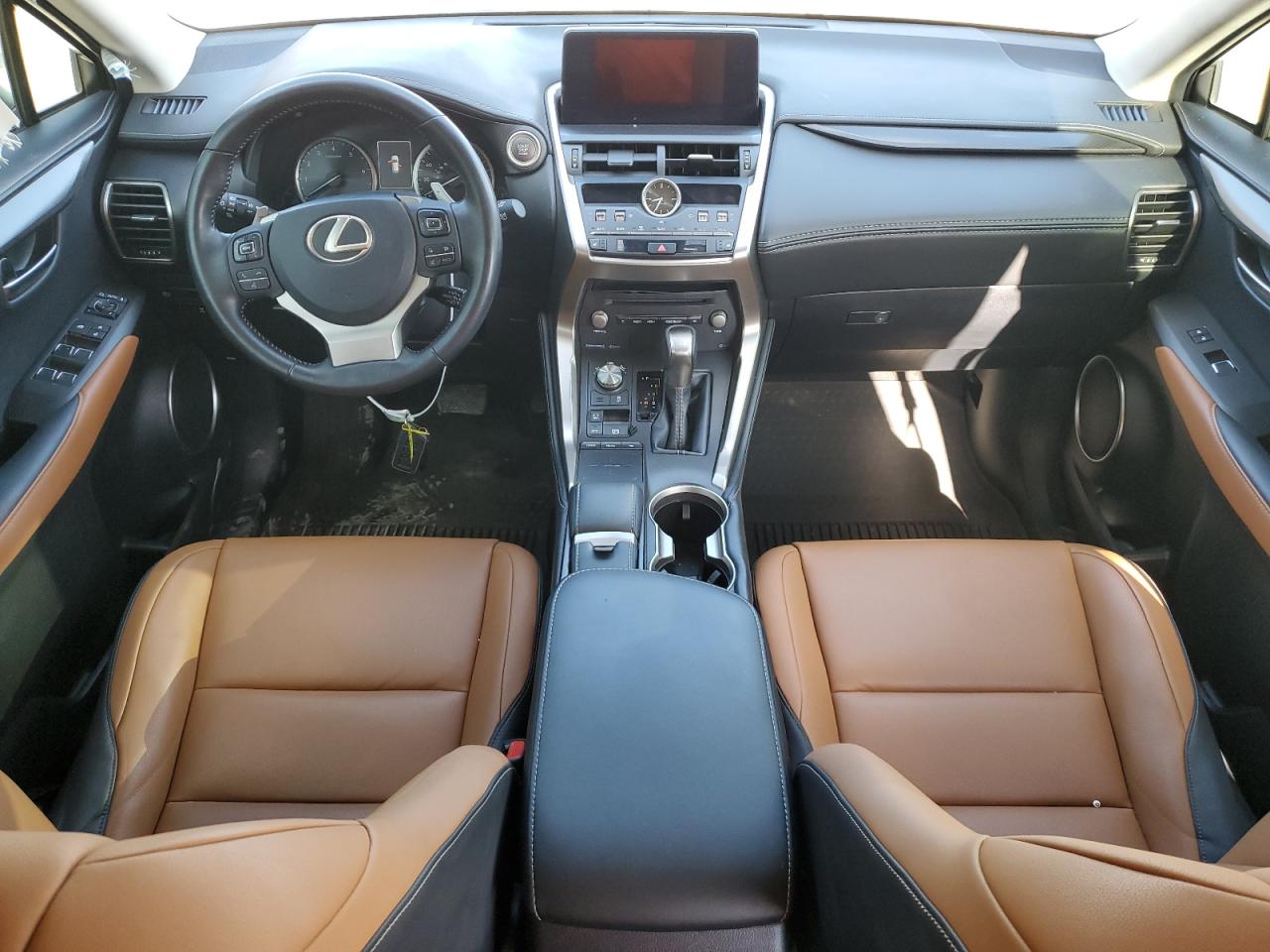 Photo 7 VIN: JTJAARDZ3L5001047 - LEXUS NX 