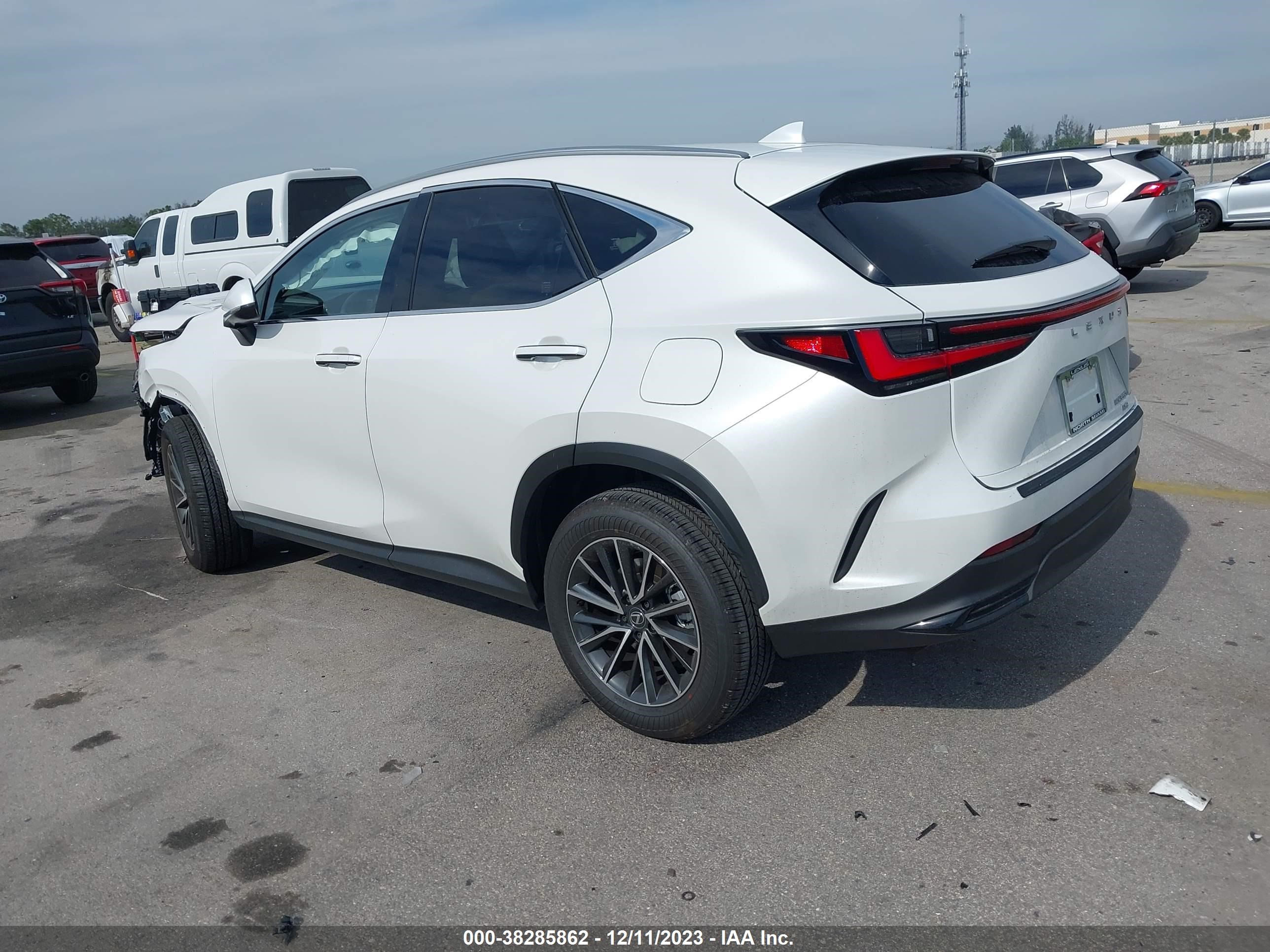 Photo 2 VIN: JTJAKCEZ4R2022475 - LEXUS NX 