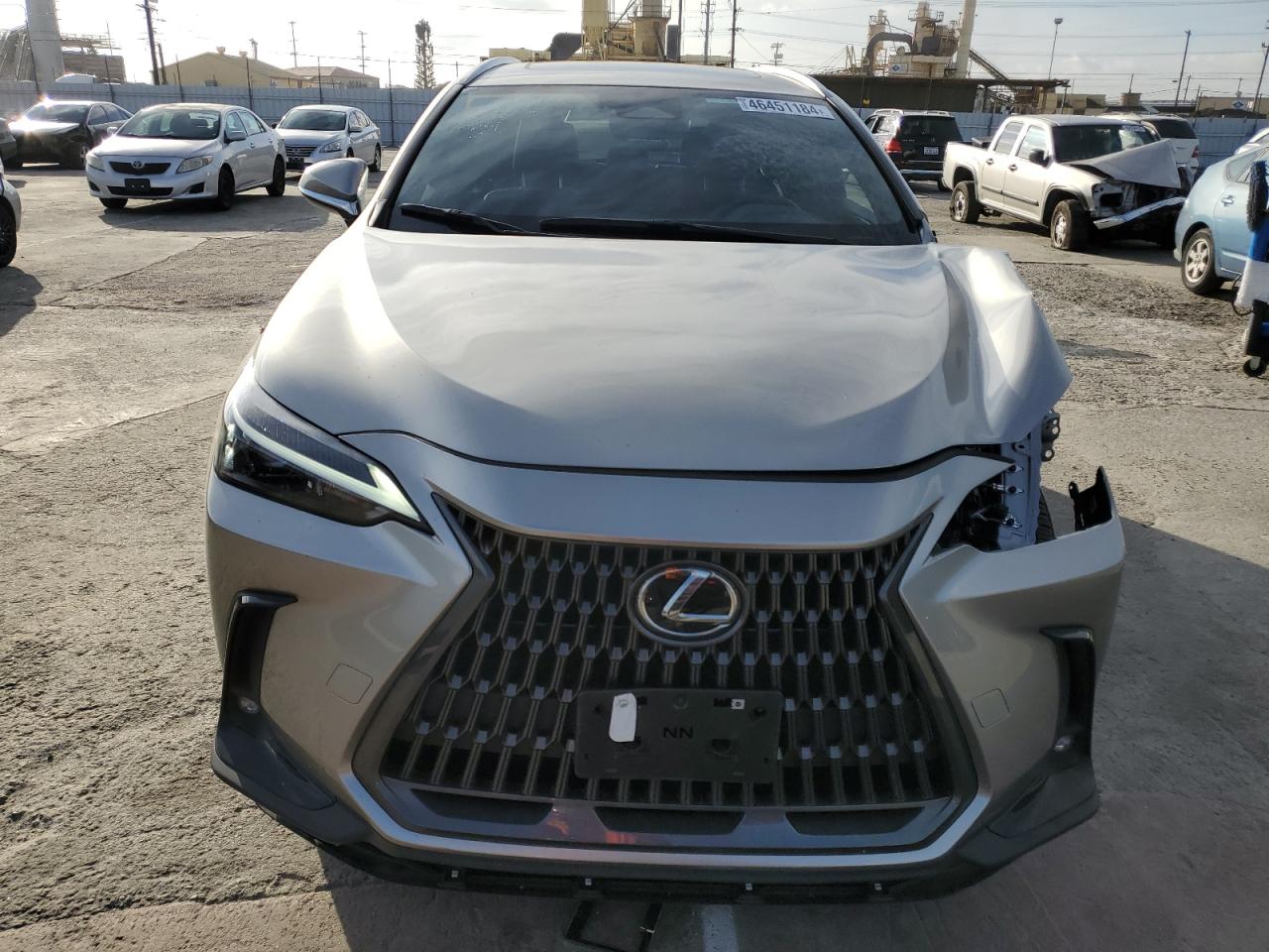 Photo 4 VIN: JTJAKCEZ5N2004707 - LEXUS NX 