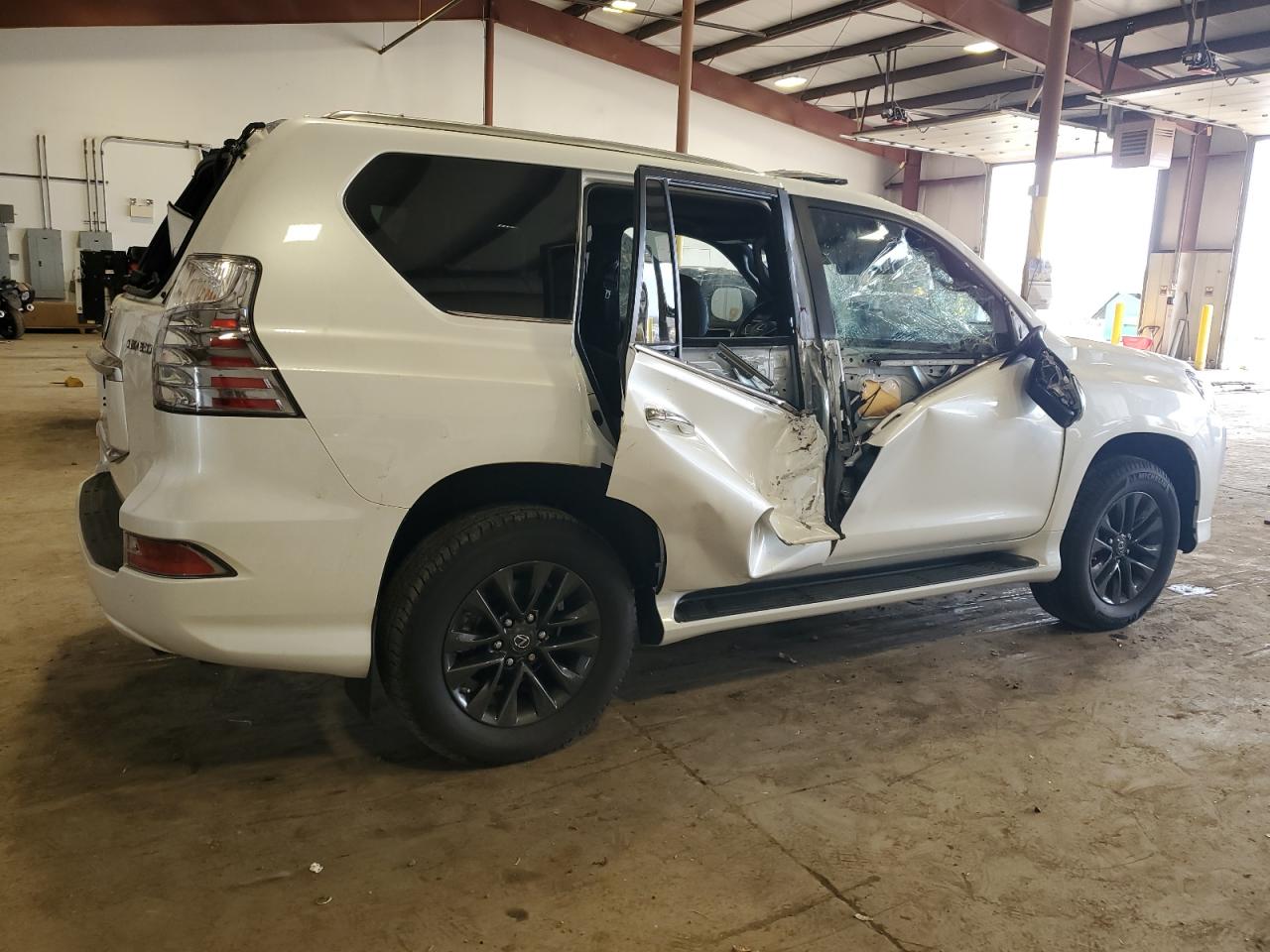 Photo 2 VIN: JTJAM7BX1P5373912 - LEXUS GX 