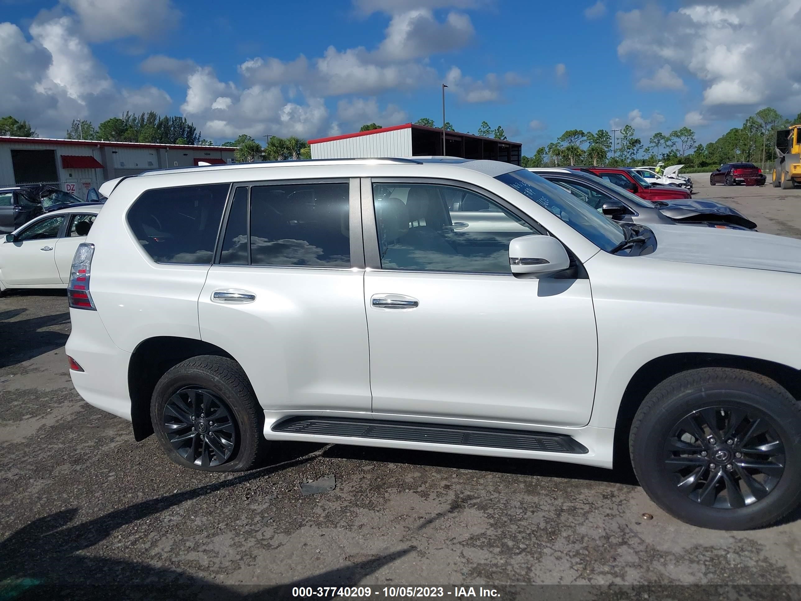 Photo 12 VIN: JTJAM7BX3N5329651 - LEXUS GX 