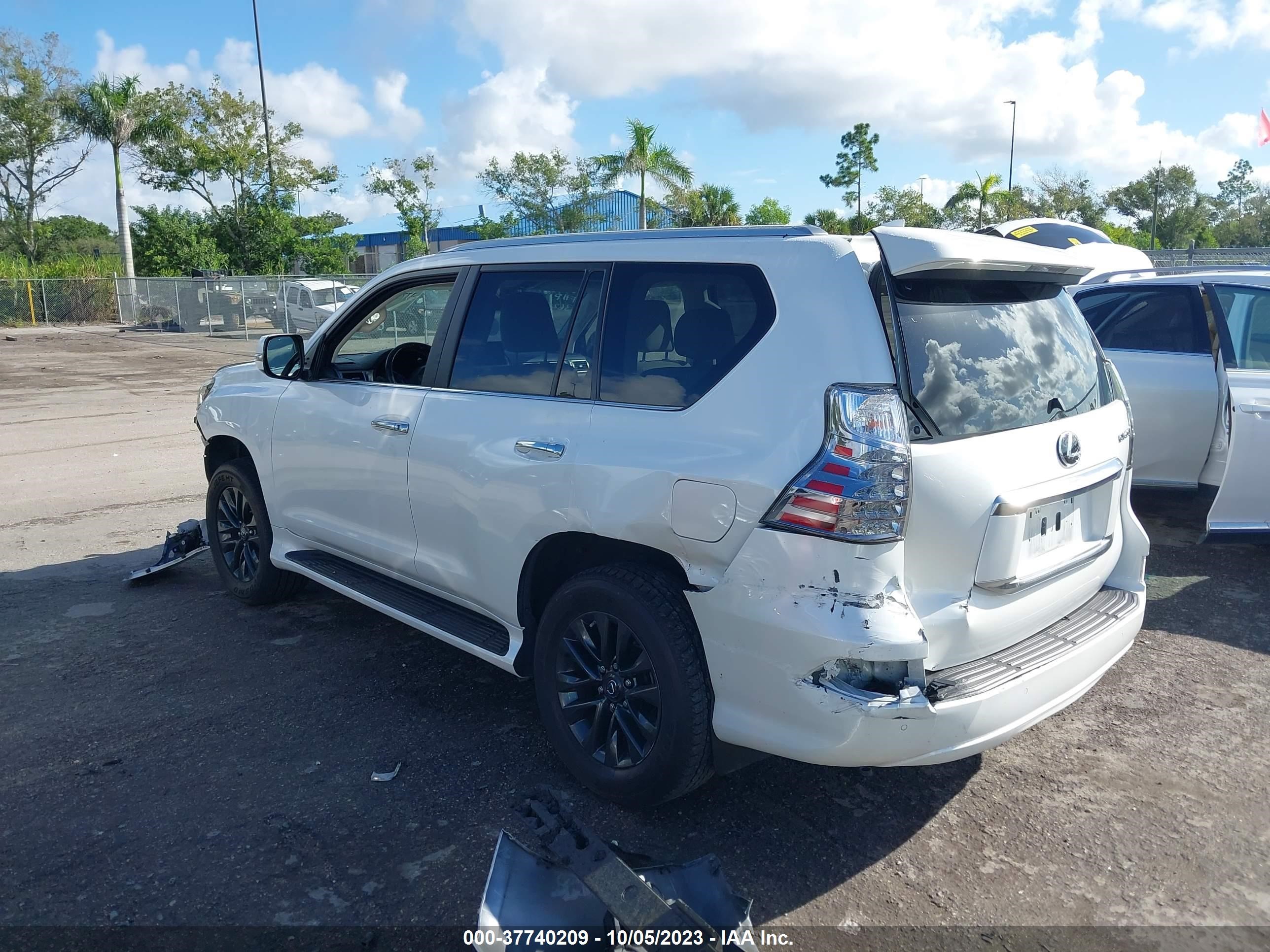 Photo 2 VIN: JTJAM7BX3N5329651 - LEXUS GX 