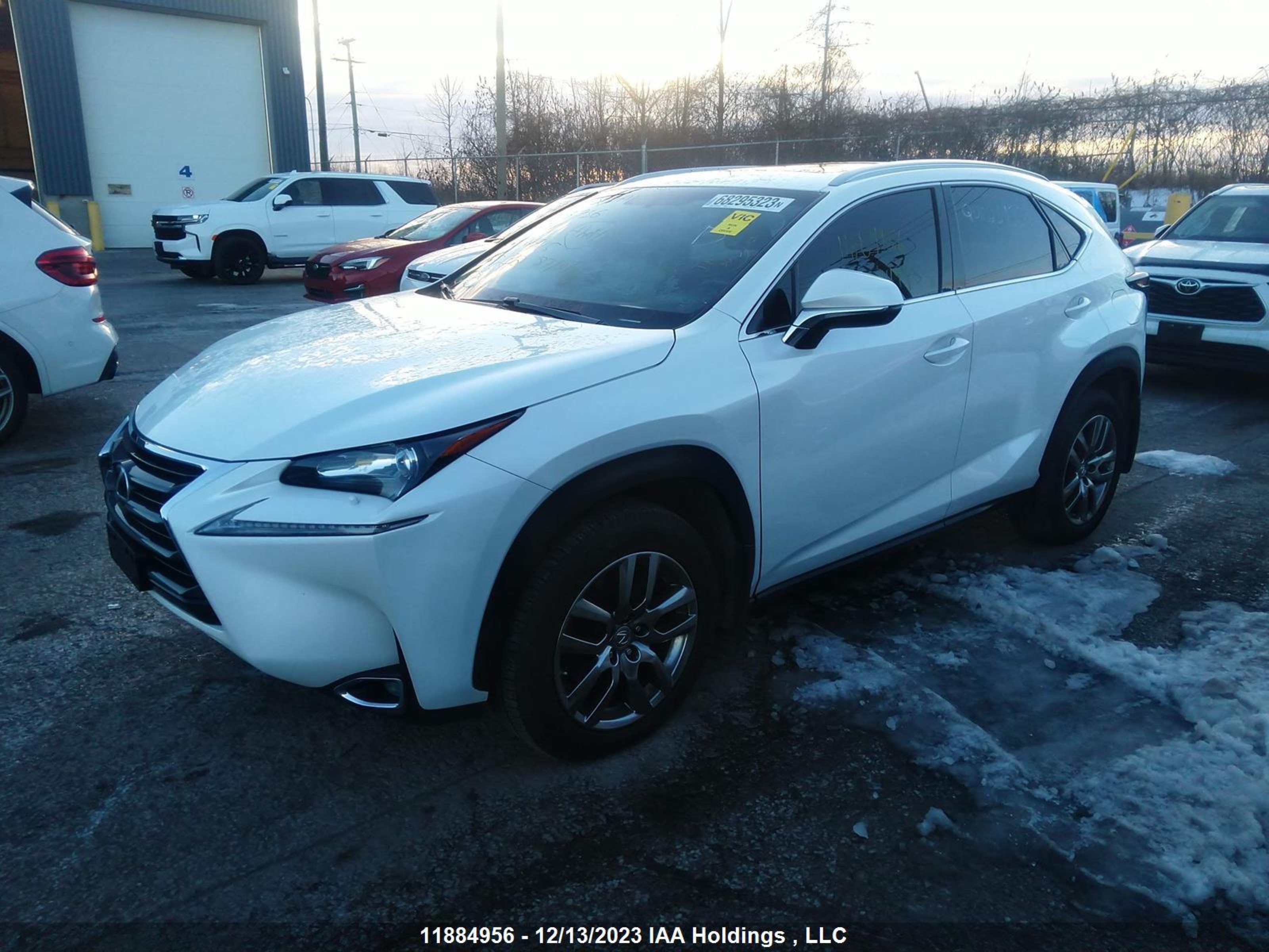 Photo 1 VIN: JTJBARBZ0F2024945 - LEXUS NX 