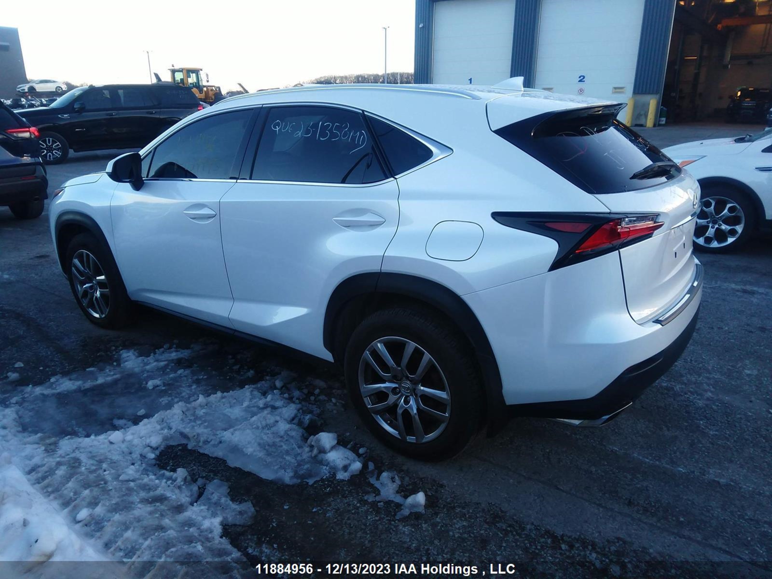 Photo 2 VIN: JTJBARBZ0F2024945 - LEXUS NX 