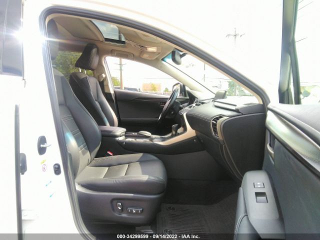 Photo 4 VIN: JTJBARBZ2H2143986 - LEXUS NX 