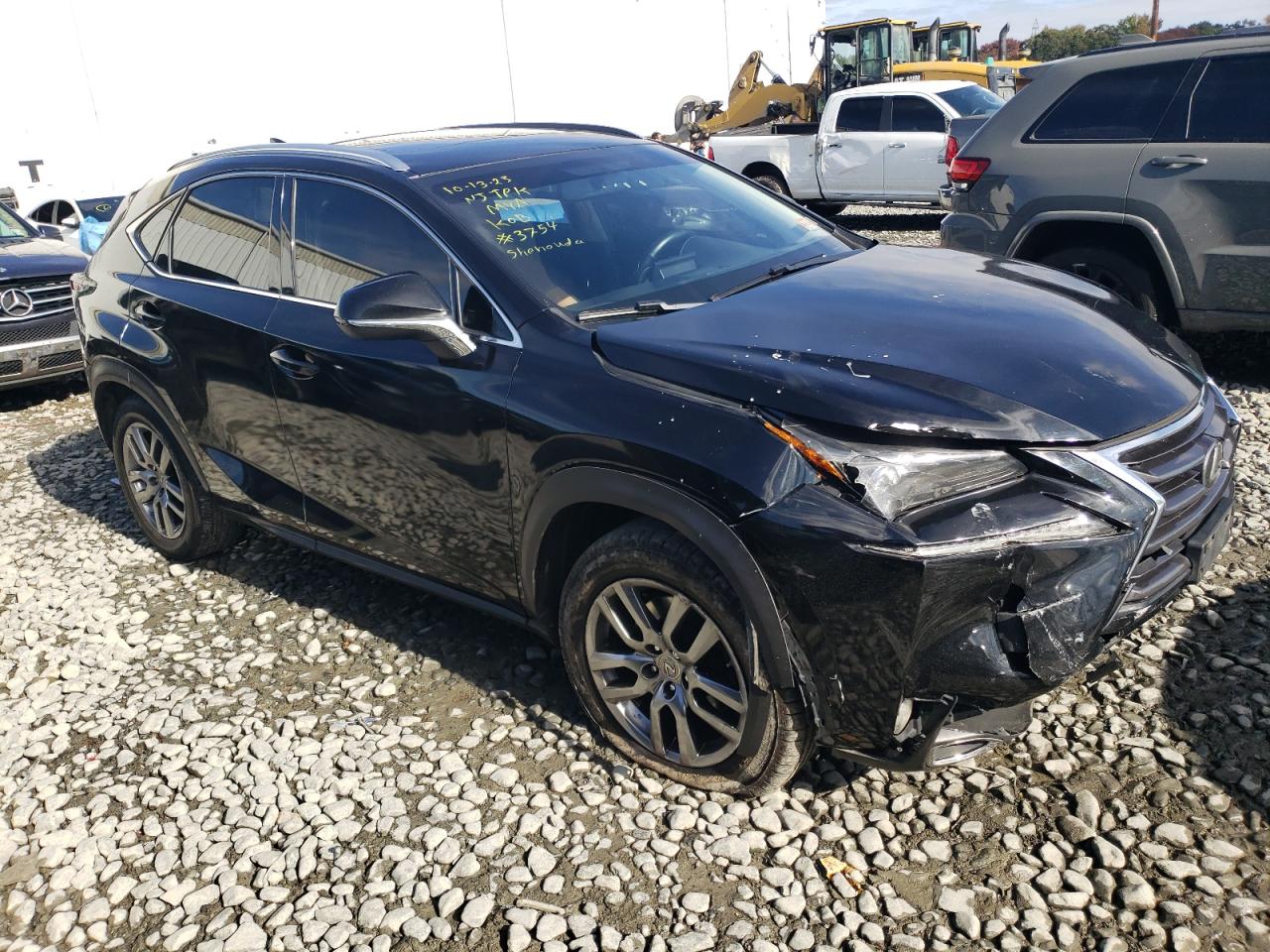 Photo 3 VIN: JTJBARBZ4F2013754 - LEXUS NX 