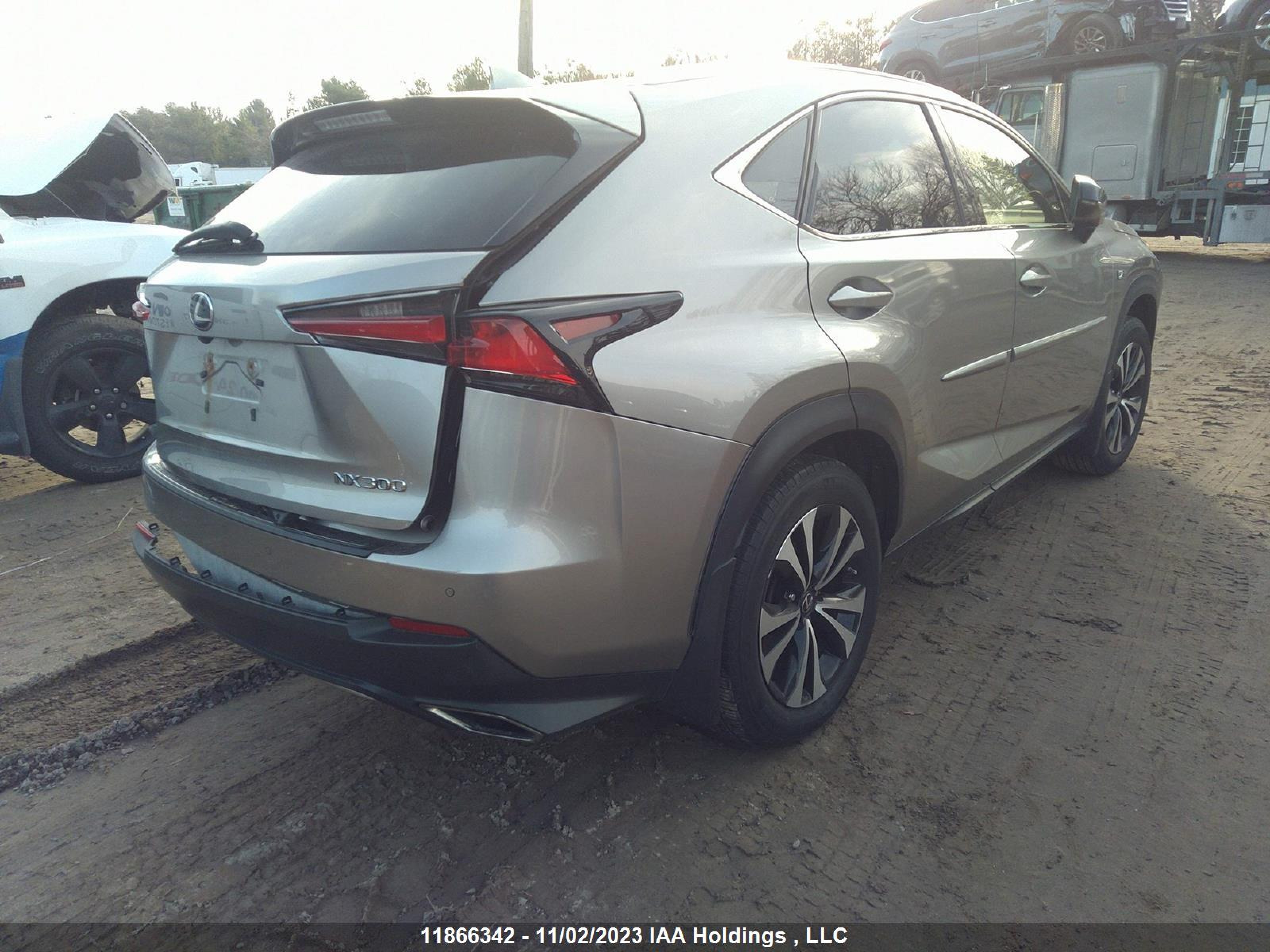 Photo 3 VIN: JTJBARBZ9J2153596 - LEXUS NX 