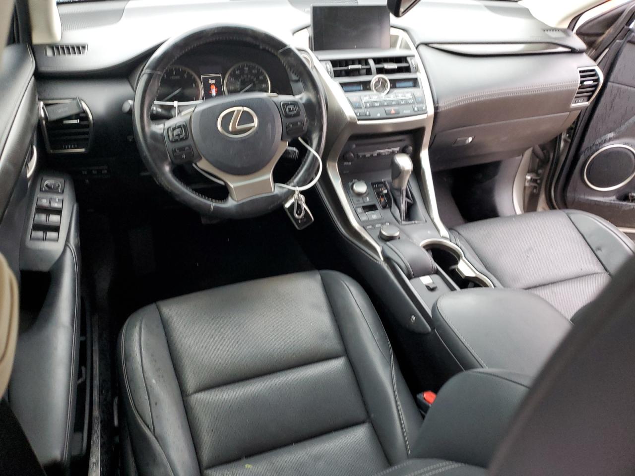 Photo 7 VIN: JTJBARBZXH2109150 - LEXUS NX 