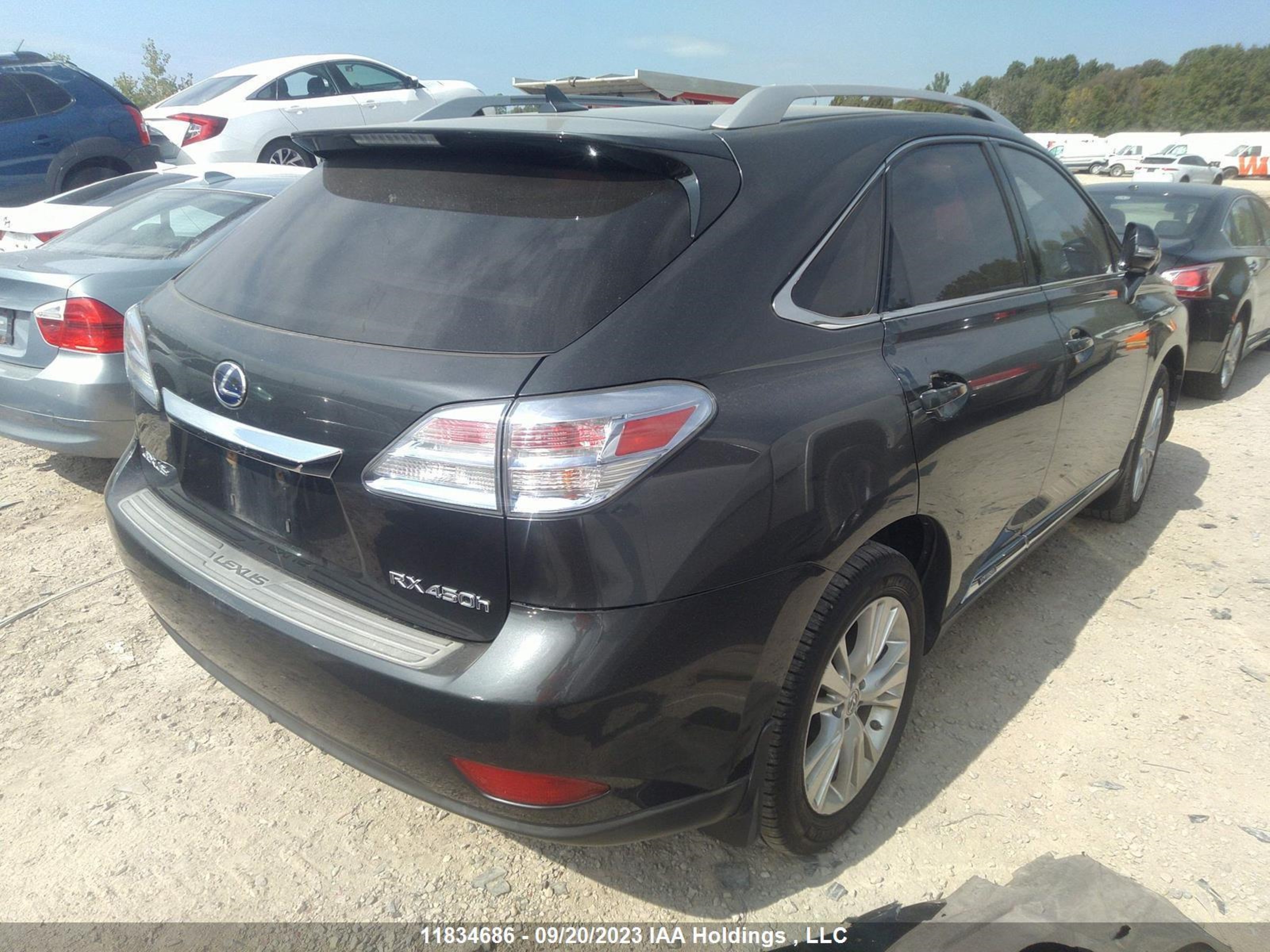 Photo 3 VIN: JTJBC1BA0A2000157 - LEXUS RX 