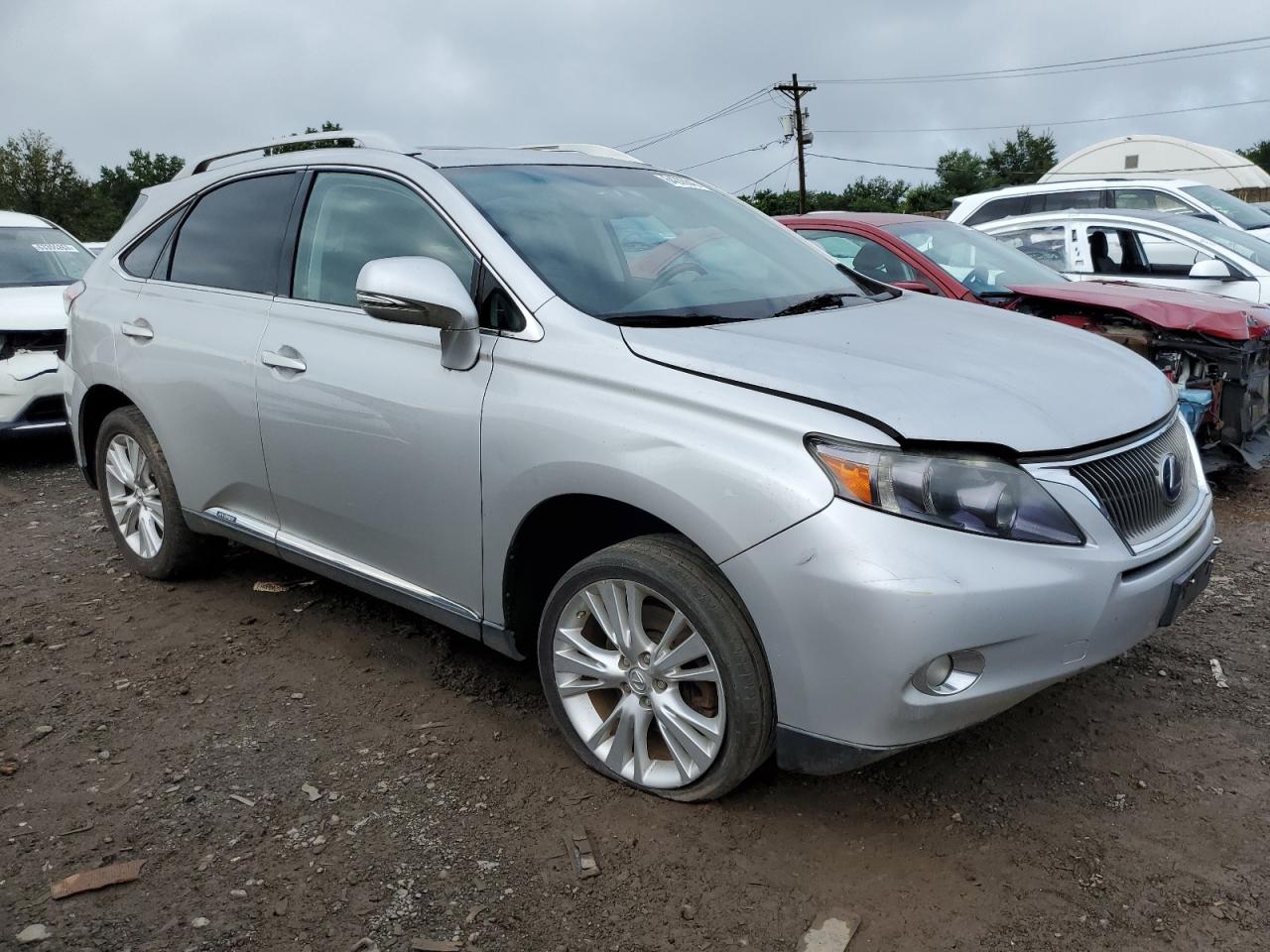 Photo 3 VIN: JTJBC1BA1A2005528 - LEXUS RX 