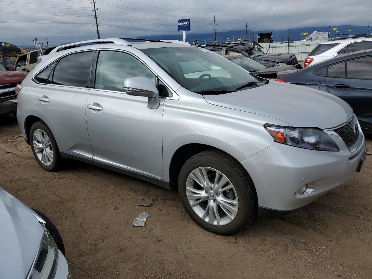 Photo 3 VIN: JTJBC1BA2A2409292 - LEXUS RX 