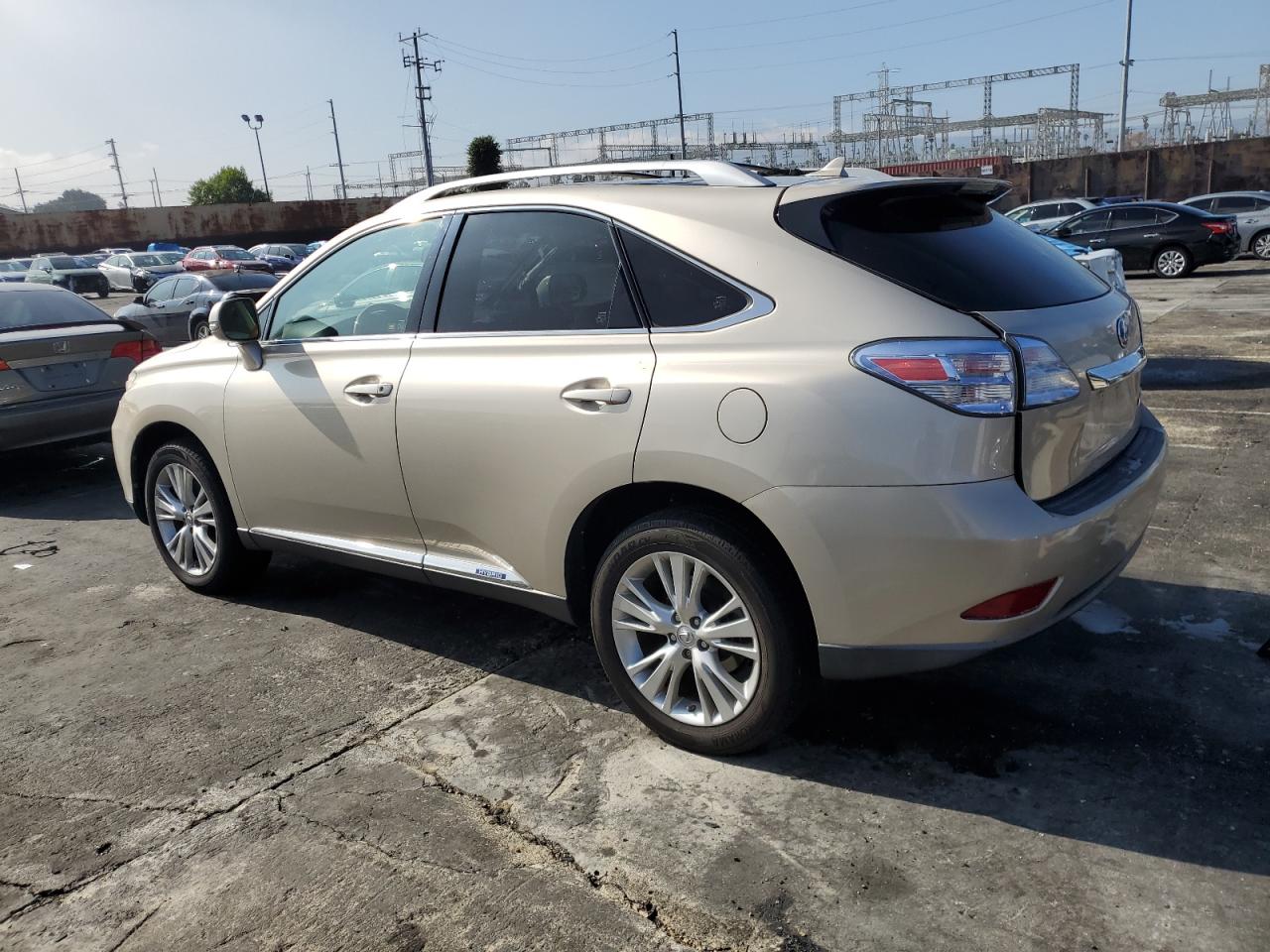 Photo 1 VIN: JTJBC1BA2B2033405 - LEXUS RX 