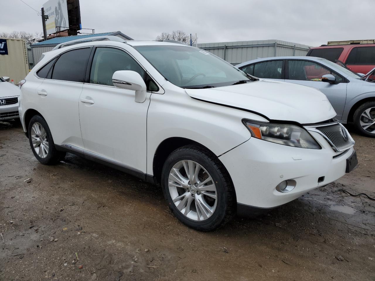 Photo 3 VIN: JTJBC1BA3A2017969 - LEXUS RX 