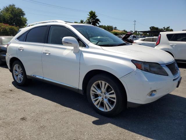 Photo 3 VIN: JTJBC1BA3B2039732 - LEXUS RX450 