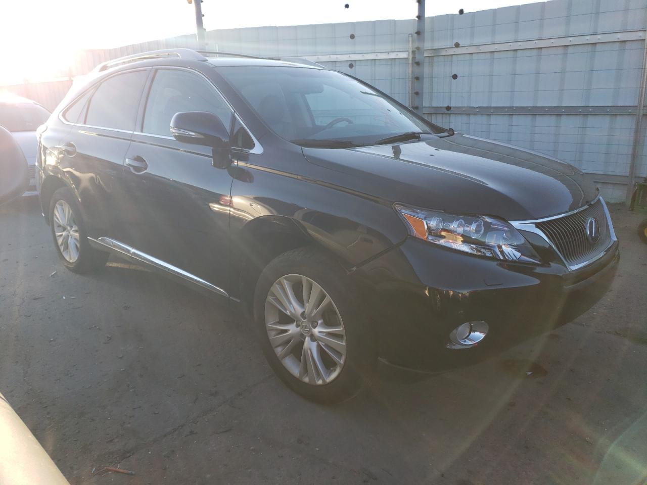 Photo 3 VIN: JTJBC1BA5A2031338 - LEXUS RX 450H 