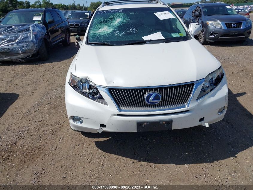 Photo 5 VIN: JTJBC1BA5B2040218 - LEXUS RX 