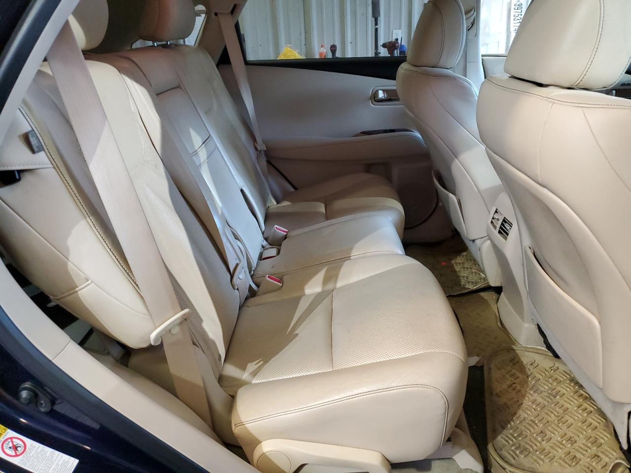 Photo 9 VIN: JTJBC1BA5D2061329 - LEXUS RX 