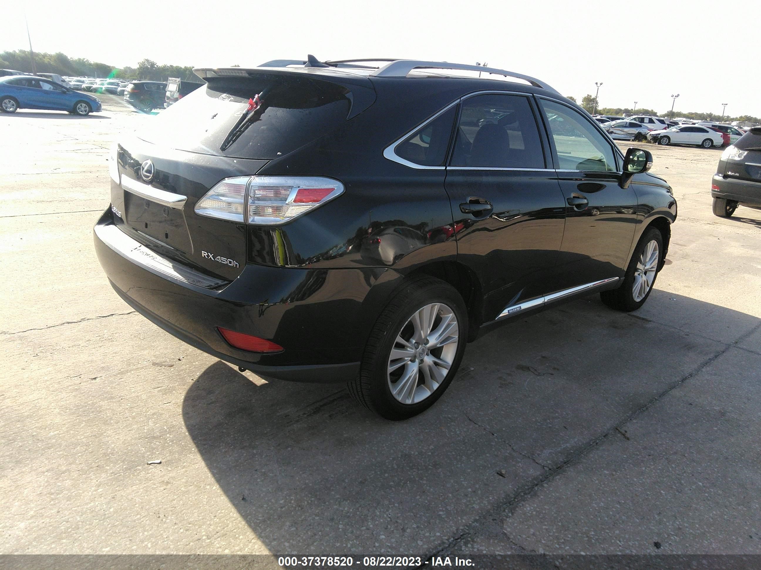 Photo 3 VIN: JTJBC1BA7A2026223 - LEXUS RX 