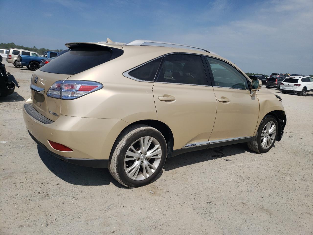 Photo 2 VIN: JTJBC1BA7A2410244 - LEXUS RX 