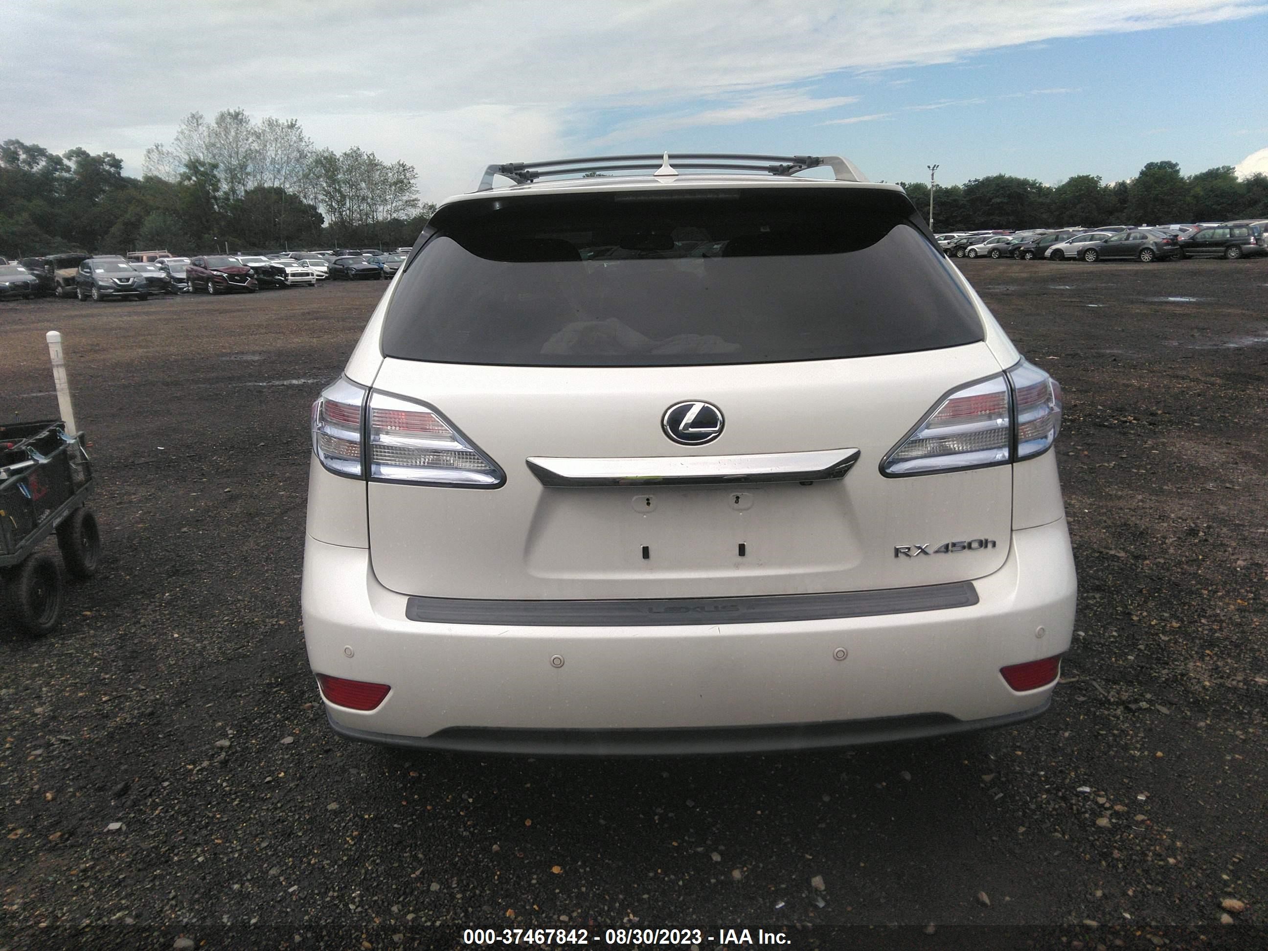 Photo 15 VIN: JTJBC1BA8C2432546 - LEXUS RX 