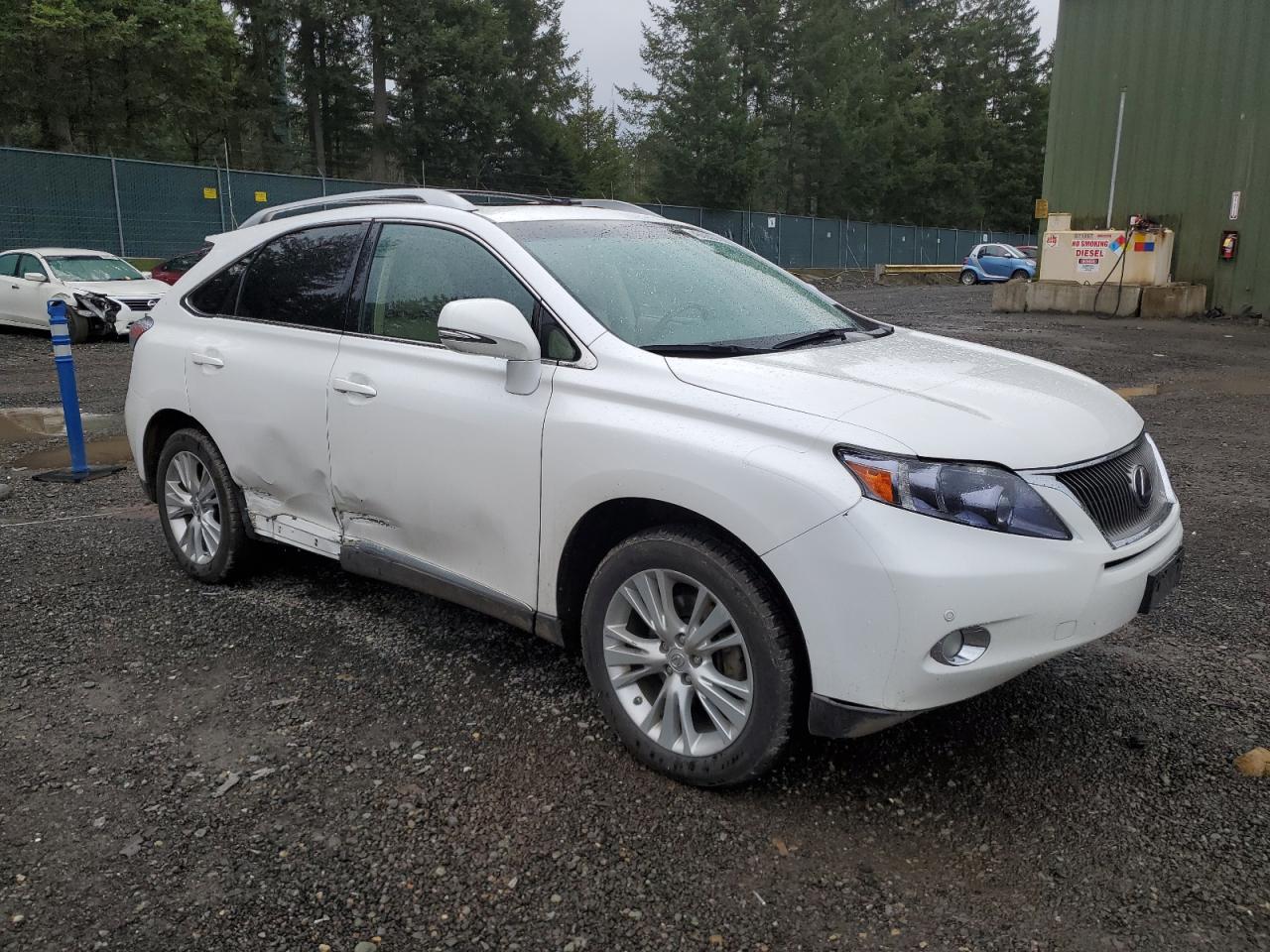 Photo 3 VIN: JTJBC1BA9C2048873 - LEXUS RX 