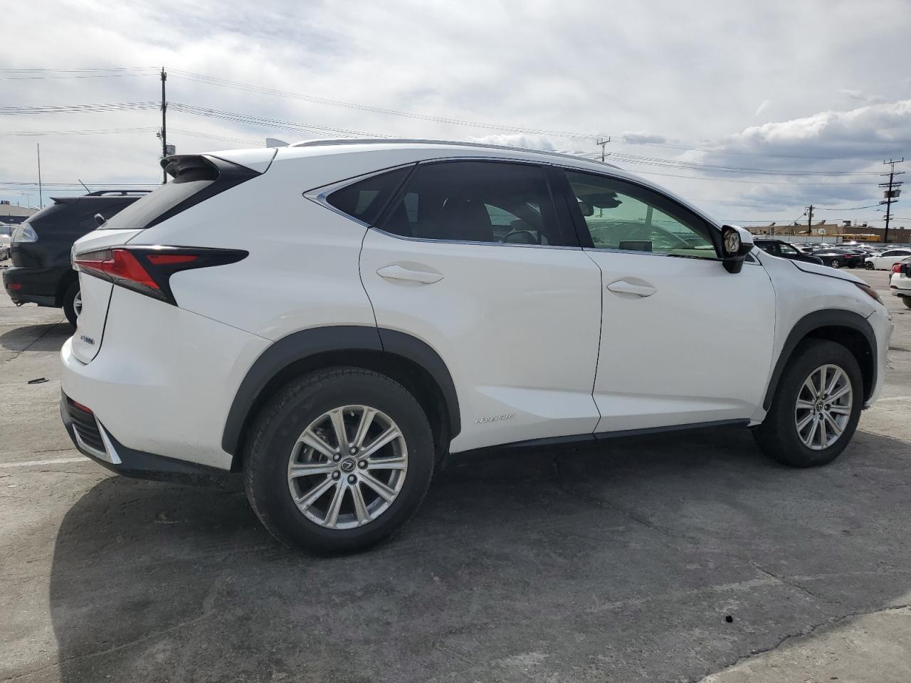 Photo 2 VIN: JTJBJRBZ1K2099535 - LEXUS NX 