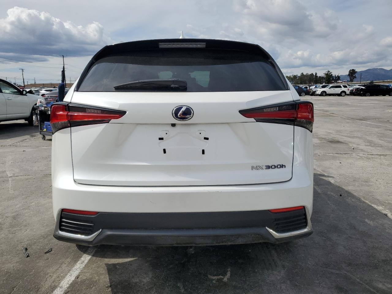 Photo 5 VIN: JTJBJRBZ1K2099535 - LEXUS NX 