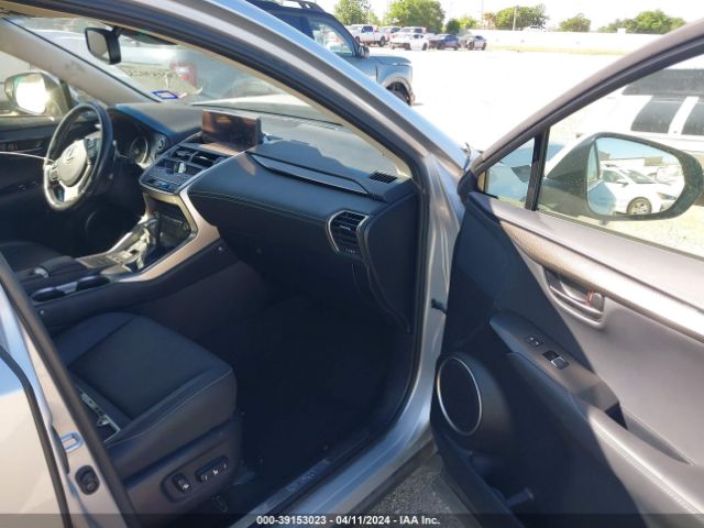 Photo 4 VIN: JTJBJRBZ4J2095655 - LEXUS NX 300H 