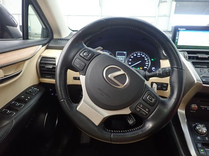 Photo 11 VIN: JTJBJRBZ702075057 - LEXUS NX 