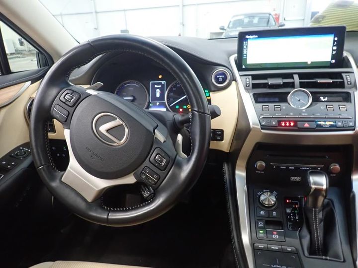 Photo 8 VIN: JTJBJRBZ702075057 - LEXUS NX 