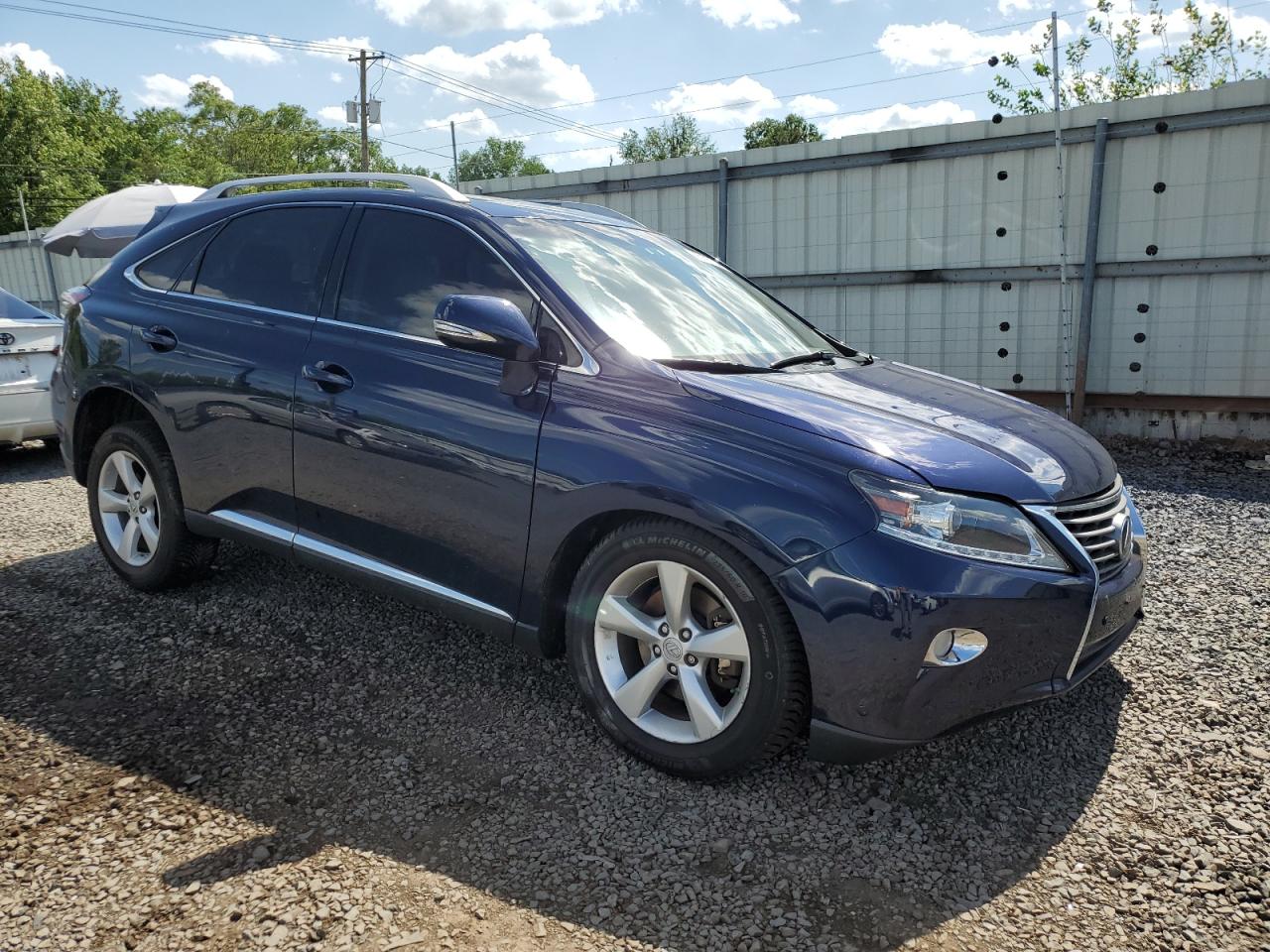 Photo 3 VIN: JTJBK1BA7E2037988 - LEXUS RX 