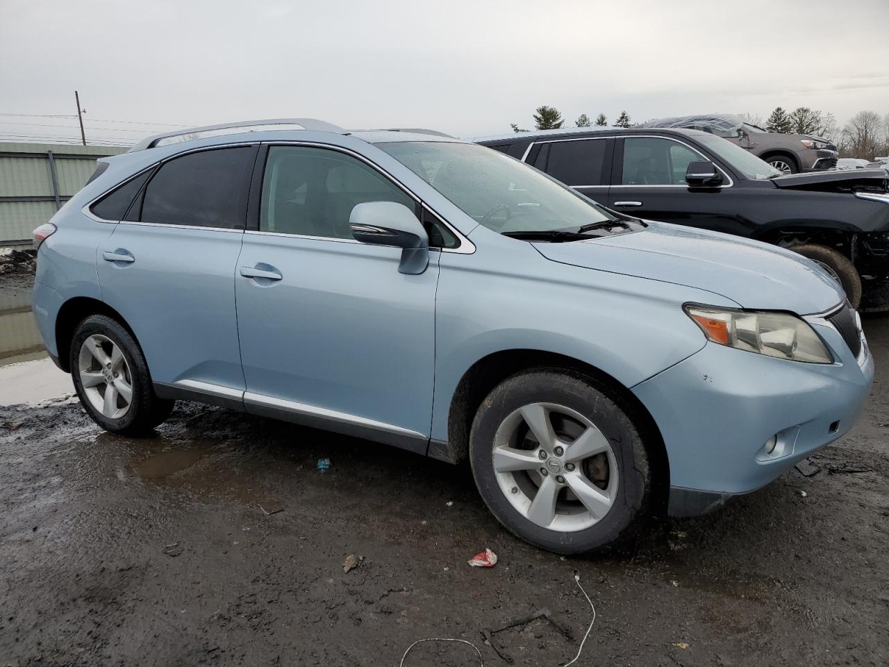 Photo 3 VIN: JTJBK1BA9A2401953 - LEXUS RX 