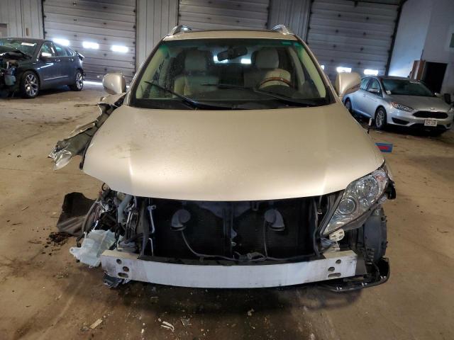 Photo 4 VIN: JTJBK1BA9B2014692 - LEXUS RX350 