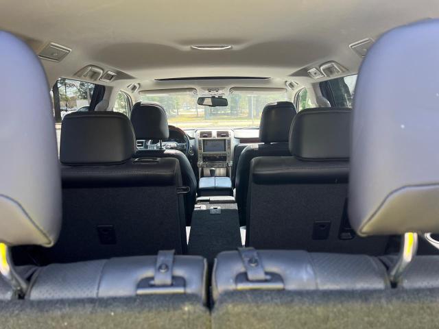 Photo 8 VIN: JTJBM7FX1B5023588 - LEXUS GX 460 