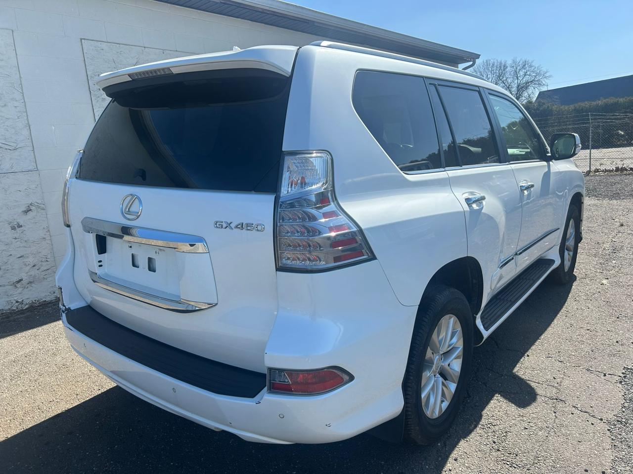 Photo 1 VIN: JTJBM7FX1F5093212 - LEXUS GX 