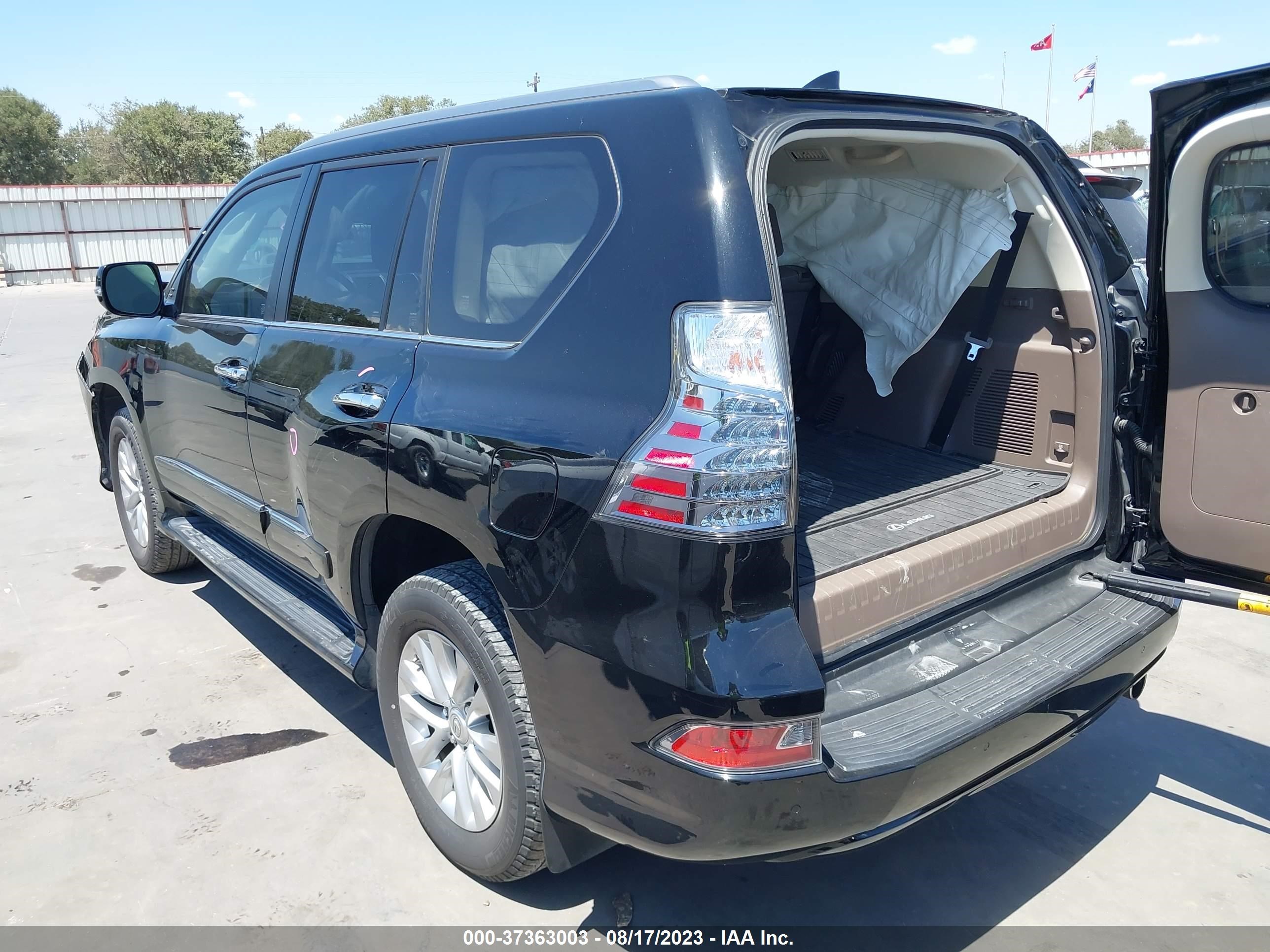 Photo 2 VIN: JTJBM7FX1K5227744 - LEXUS GX 