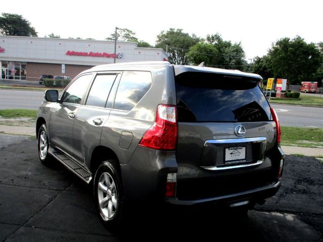 Photo 9 VIN: JTJBM7FX2B5029223 - LEXUS GX 460 