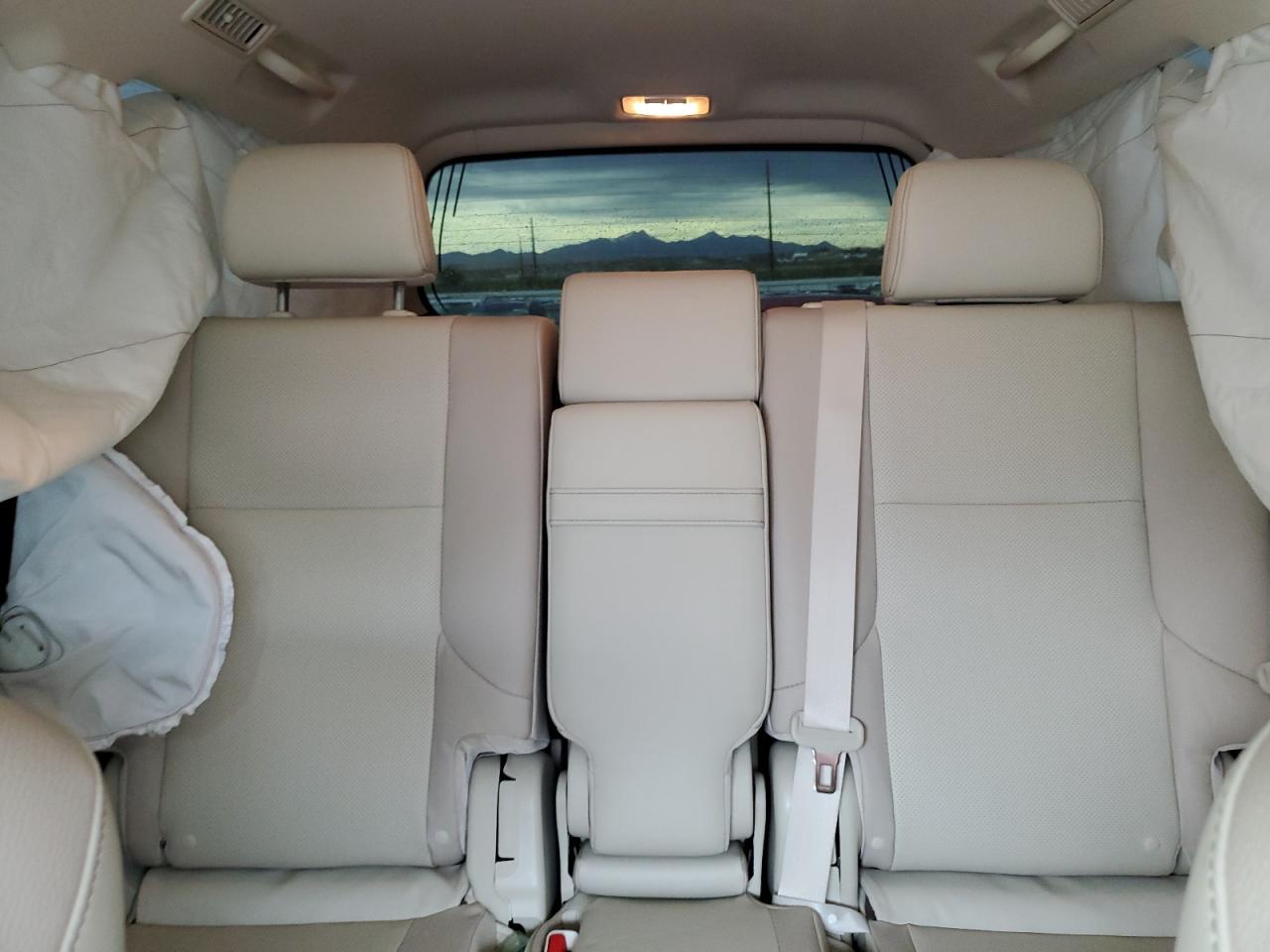 Photo 9 VIN: JTJBM7FX2K5236100 - LEXUS GX 