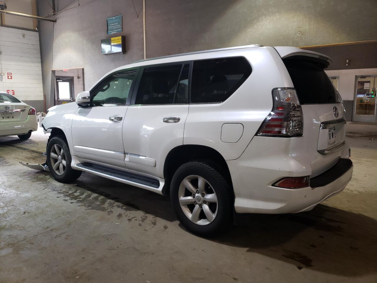 Photo 1 VIN: JTJBM7FX3H5178958 - LEXUS GX 