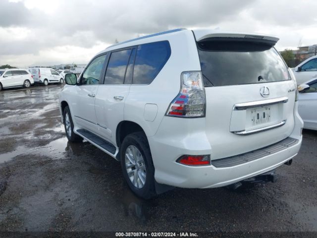 Photo 2 VIN: JTJBM7FX3H5180774 - LEXUS 460 