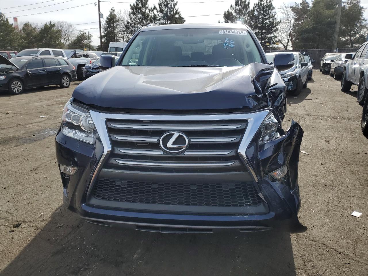 Photo 4 VIN: JTJBM7FX3J5186404 - LEXUS GX 