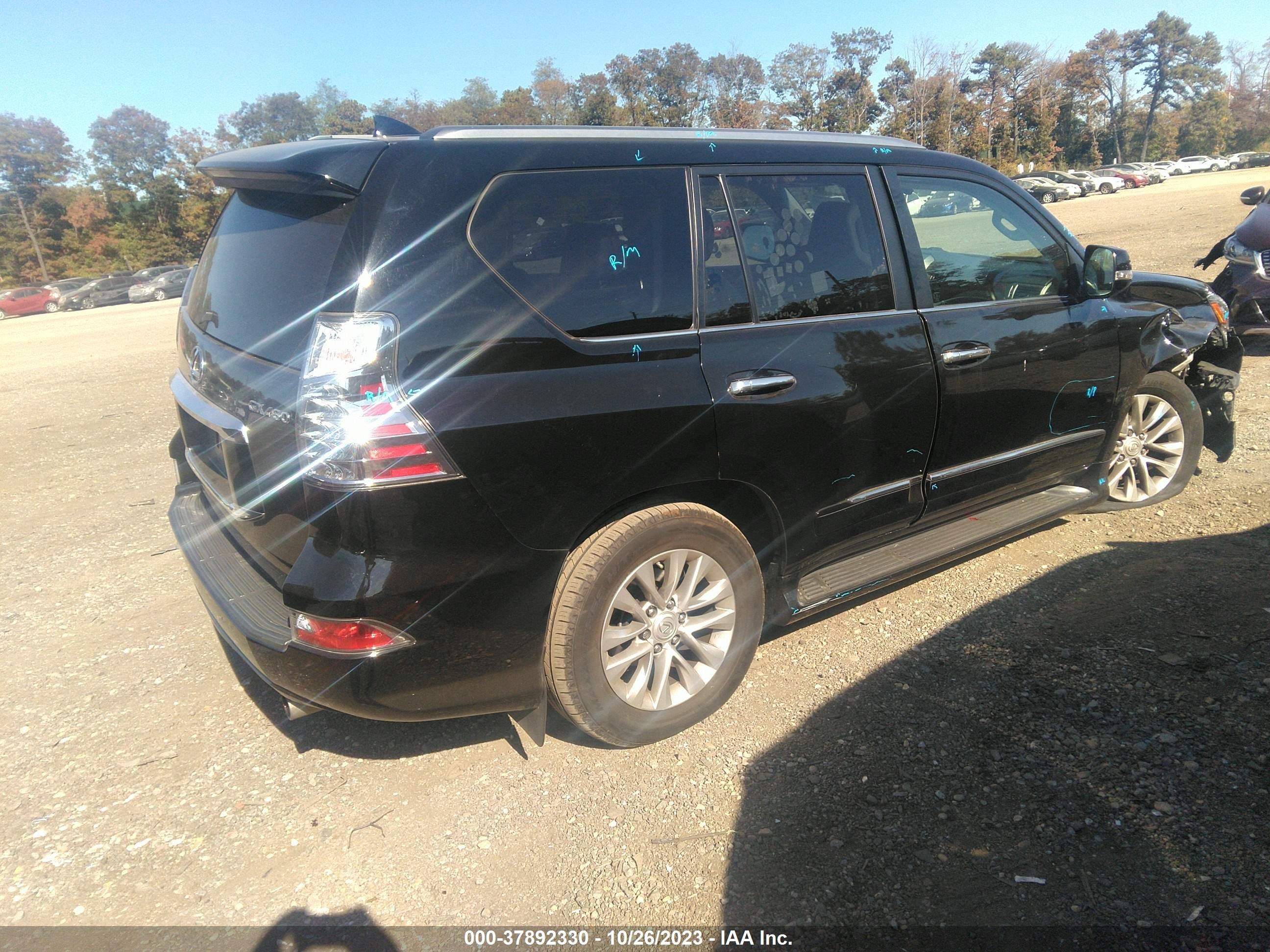 Photo 3 VIN: JTJBM7FX3J5210037 - LEXUS GX 