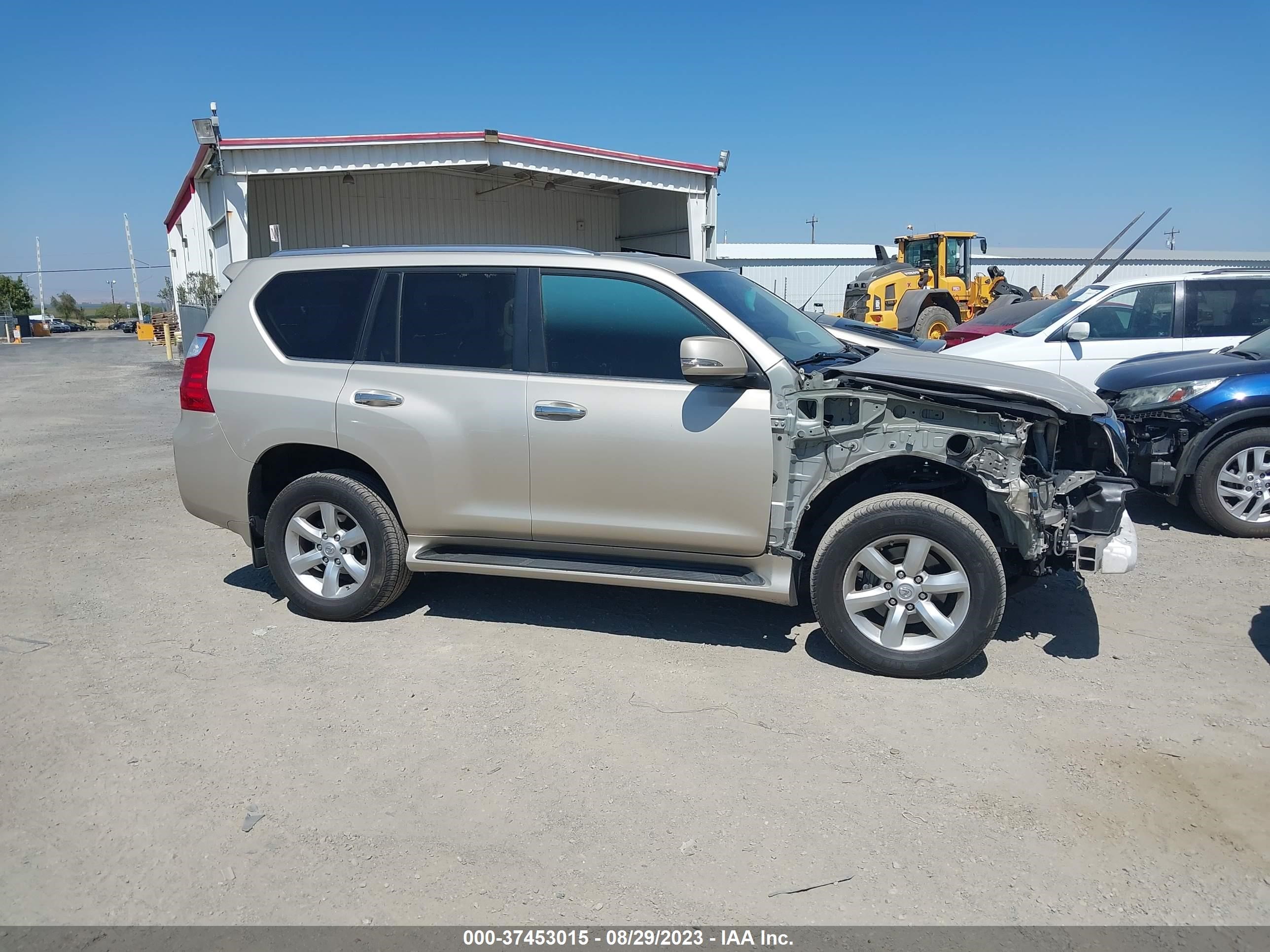 Photo 12 VIN: JTJBM7FX5A5004458 - LEXUS GX 