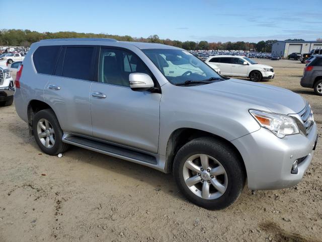 Photo 3 VIN: JTJBM7FX5B5034223 - LEXUS GX 