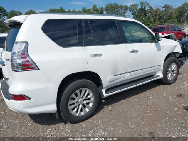 Photo 3 VIN: JTJBM7FX5J5183195 - LEXUS GX 