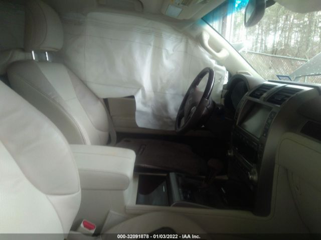 Photo 4 VIN: JTJBM7FX5J5185044 - LEXUS GX 