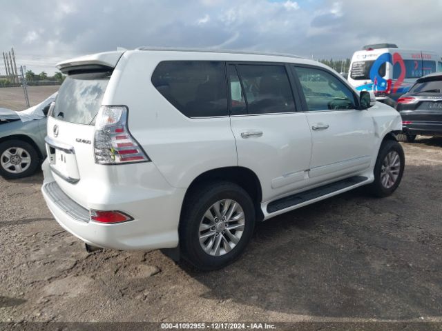 Photo 3 VIN: JTJBM7FX5J5208886 - LEXUS GX 